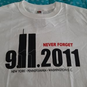 NWT Remembrance September 11 T-shirt, size L
